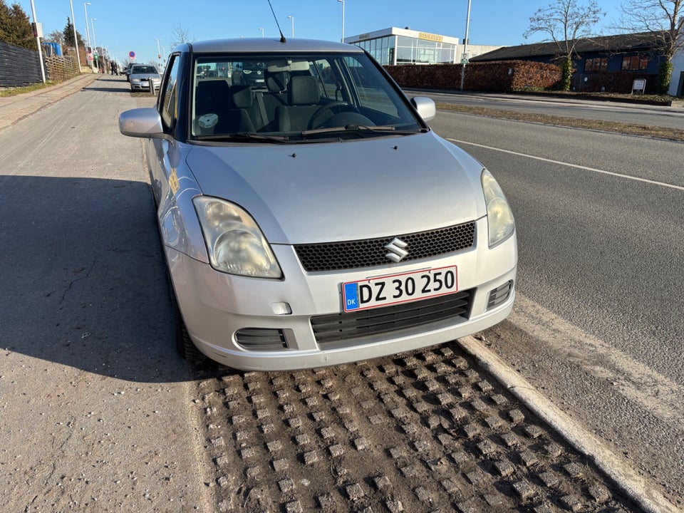 Suzuki Swift 1,3 GL-A 5d
