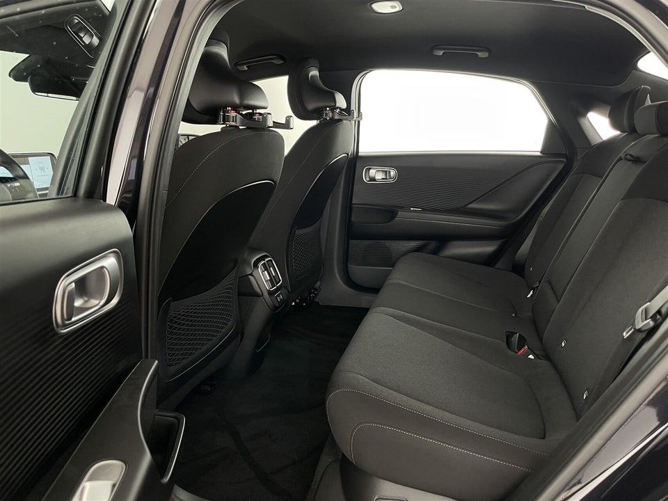 Hyundai Ioniq 6 53 Essential 4d