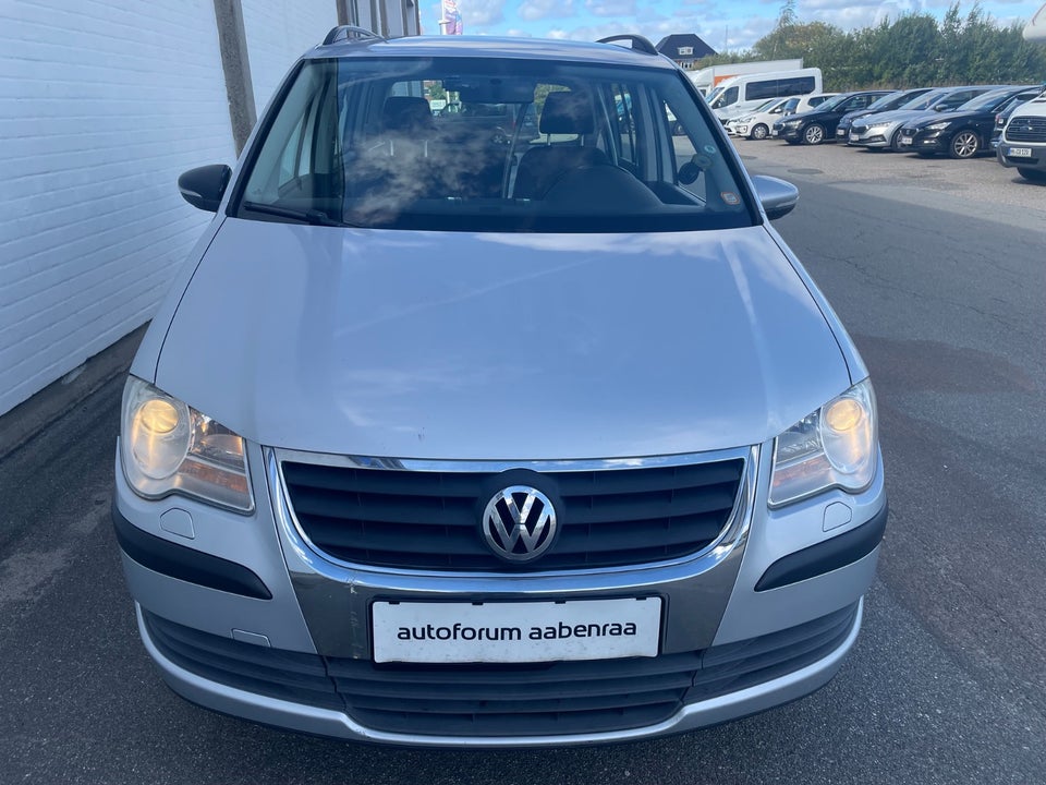 VW Touran 1,4 TSi 140 Conceptline Van 5d