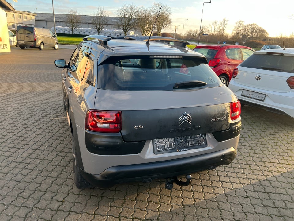 Citroën C4 Cactus 1,6 BlueHDi 100 Feel Van 5d