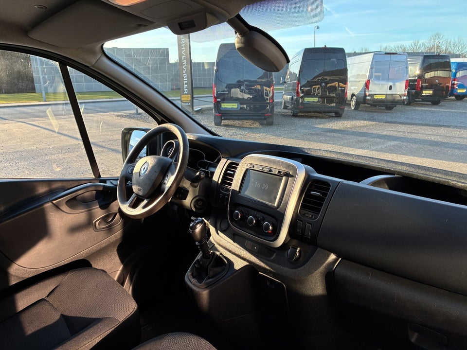 Renault Trafic T29 2,0 dCi 120 L2H1