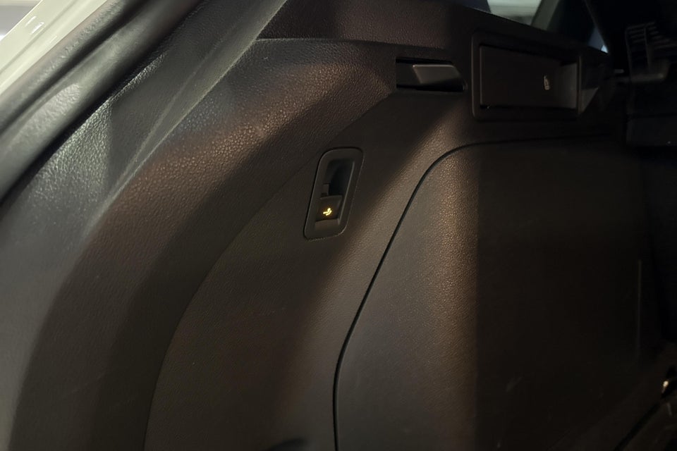 VW Tiguan 1,4 eHybrid R-line DSG 5d