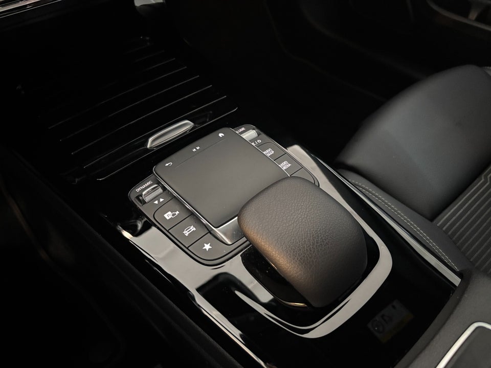 Mercedes A250 e 1,3 Progressive aut. 5d