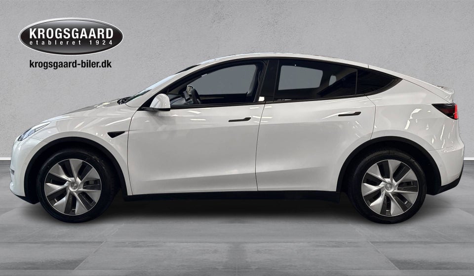 Tesla Model Y Long Range AWD 5d