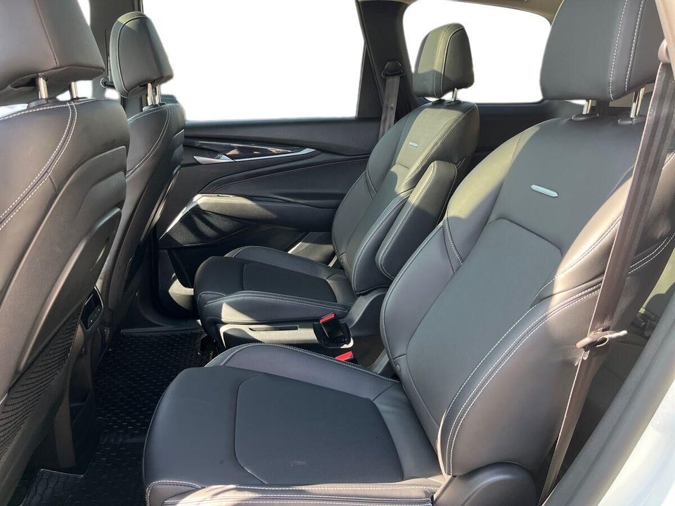 Maxus Euniq5 70 6prs 5d