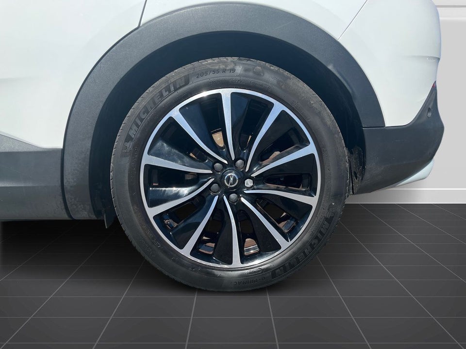 Opel Grandland X 1,6 Hybrid4 Ultimate aut. 5d