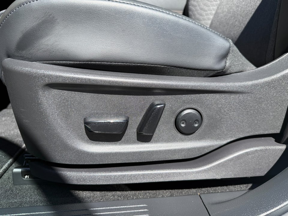 Nissan Ariya 63 Advance 5d