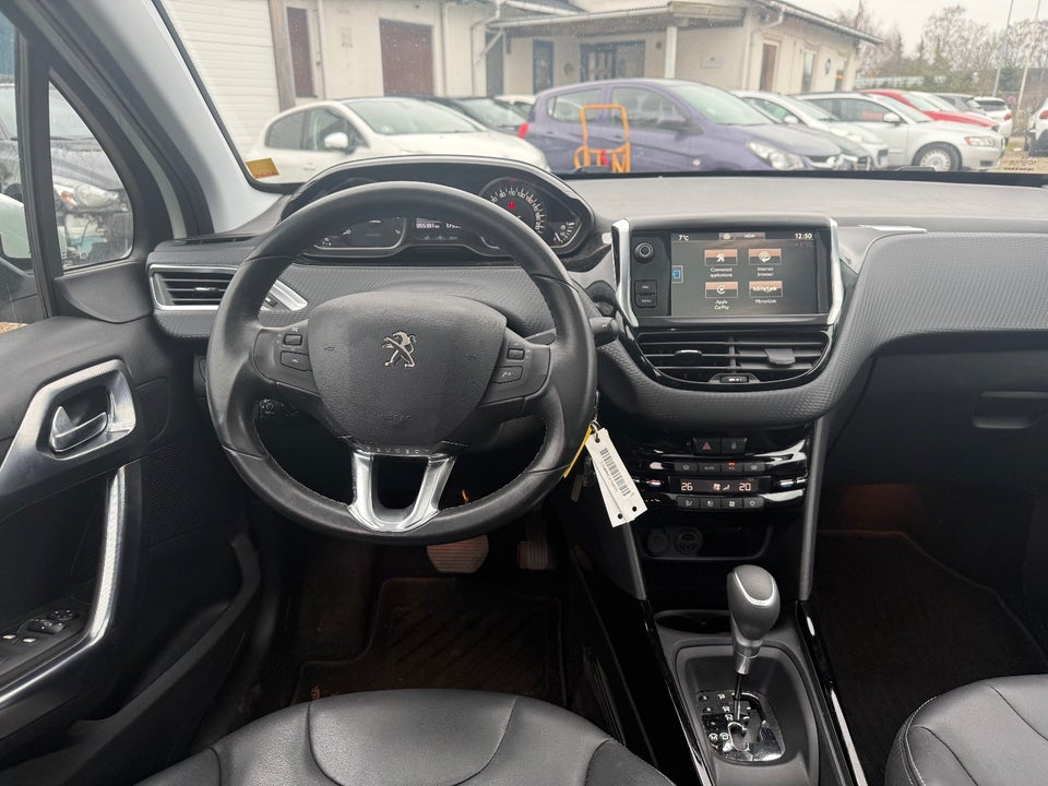 Peugeot 2008 1,2 e-THP 110 Allure EAT6 5d