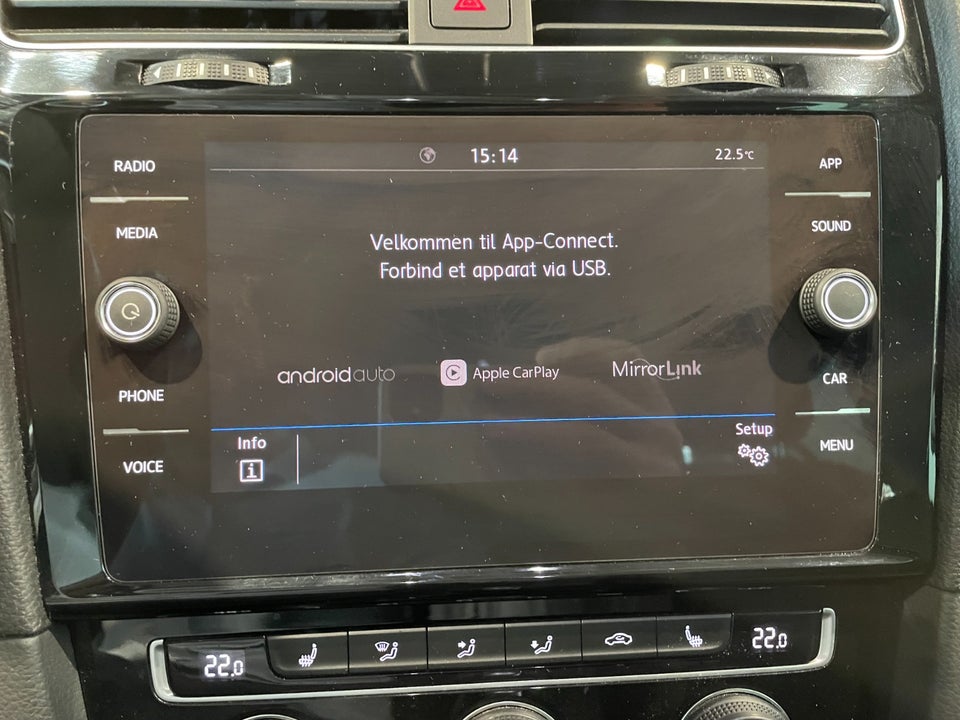 VW Golf VII 1,5 TSi 150 Highline DSG 5d