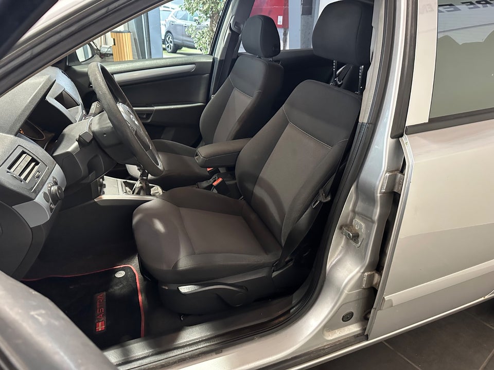 Opel Astra 1,6 16V Limited 5d