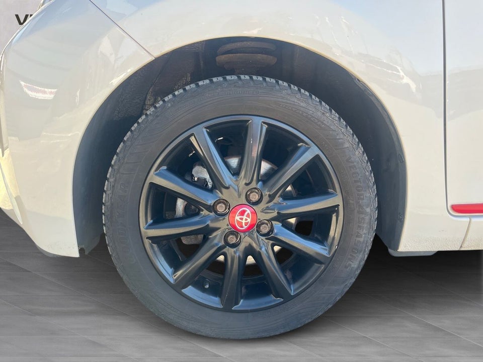 Toyota Aygo 1,0 VVT-i x-pression 5d