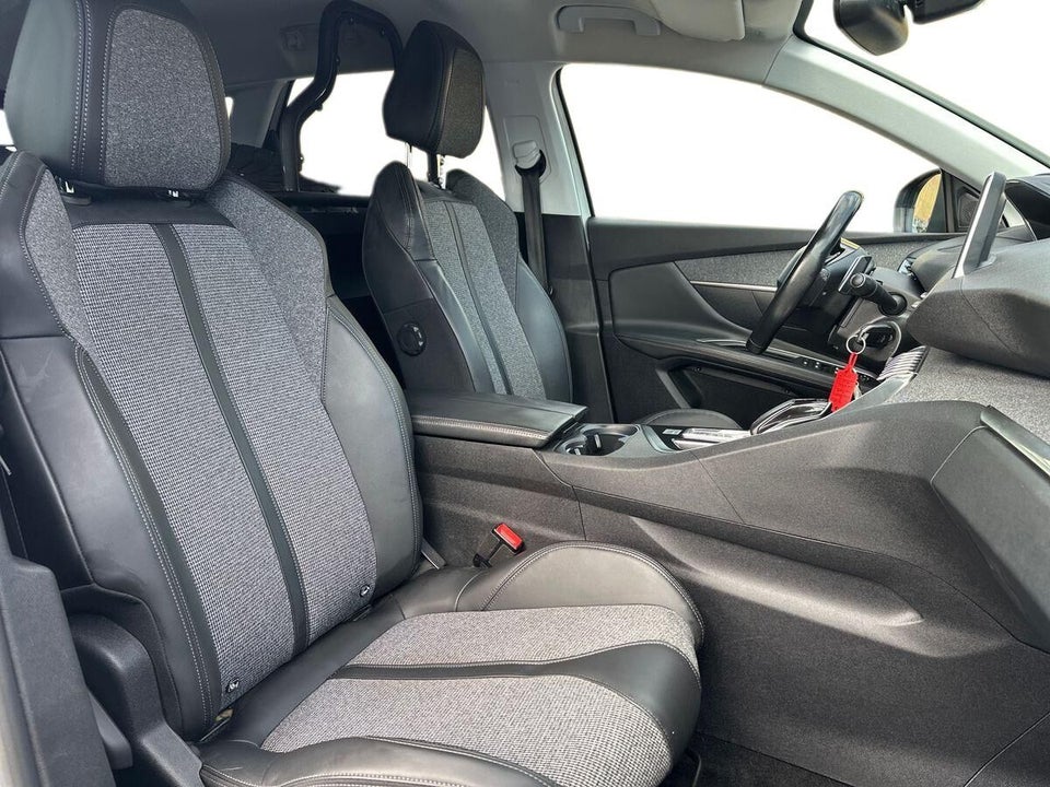 Peugeot 3008 1,6 BlueHDi 120 Allure EAT6 Van 5d