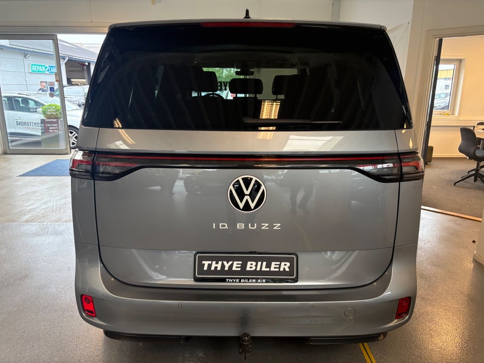 VW ID. Buzz 77 Pro SWB 5d