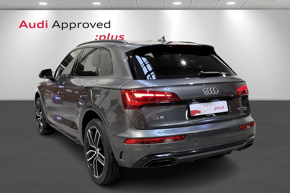Audi Q5 50 TFSi e S-line quattro S-tr. 5d