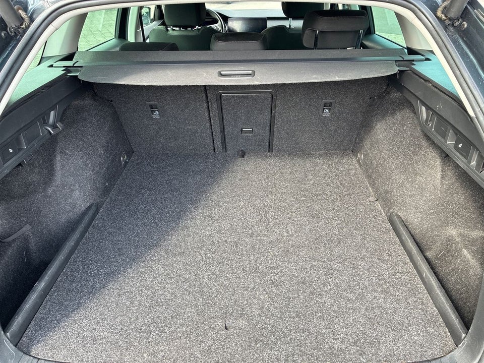 Skoda Octavia 1,4 TSi iV Plus Combi DSG 5d