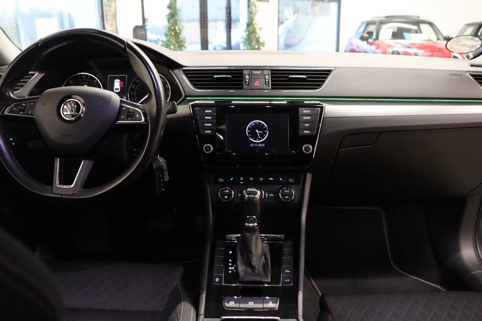 Skoda Superb 2,0 TDi 150 Style Combi DSG 5d