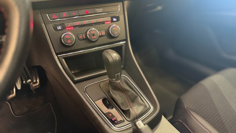 Seat Leon 2,0 TDi 150 FR DSG eco Van 5d