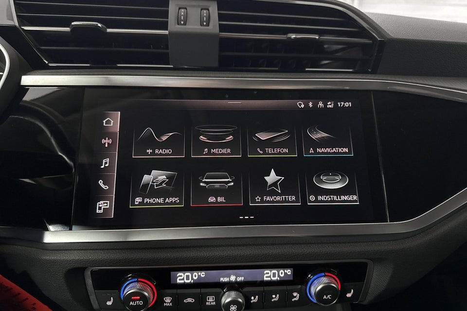 Audi Q3 45 TFSi e Attitude plus S-tr. 5d