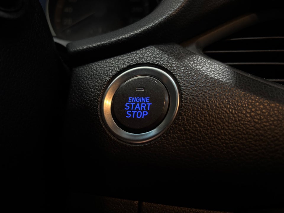 Hyundai i30 1,6 CRDi 110 Premium stc. DCT 5d