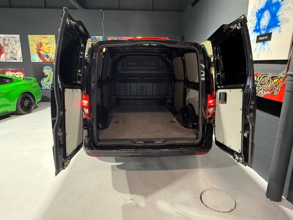 Mercedes Vito 114 2,0 CDi Kassevogn aut. L RWD