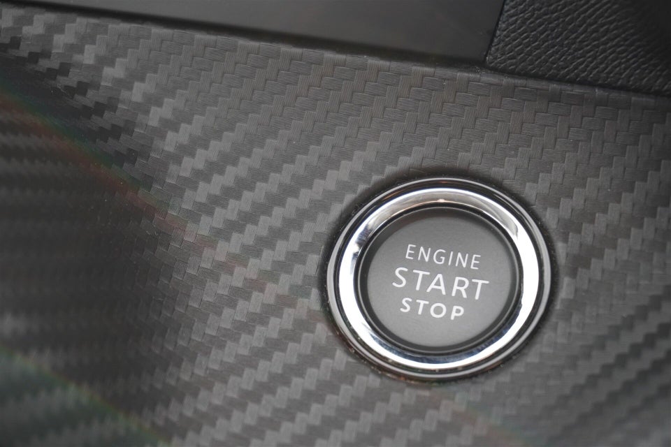 Peugeot 208 1,2 PureTech 100 Evolution 5d