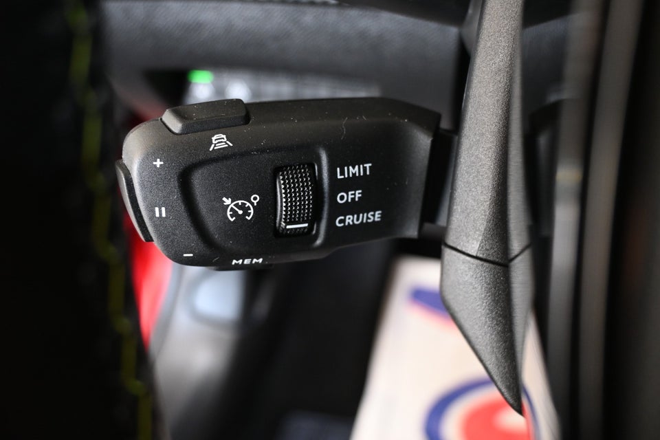 Peugeot e-208 50 GT Pack 5d