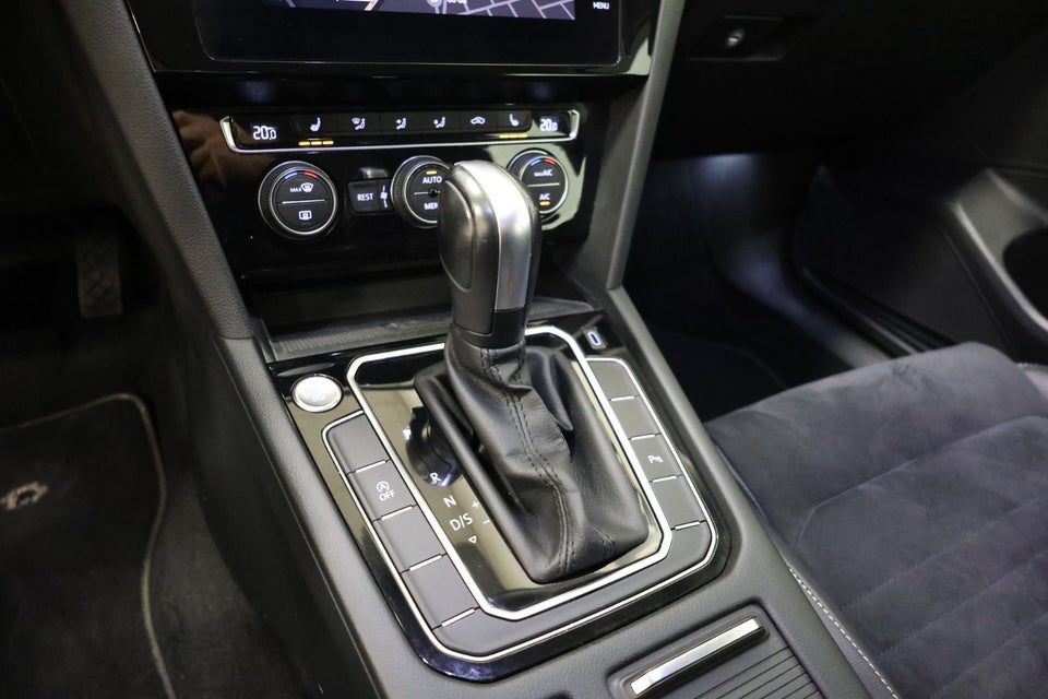 VW Passat 2,0 TDi 150 Elegance Variant DSG 5d