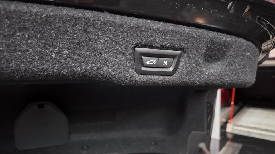 BMW i5 M60 M-Sport xDrive 4d