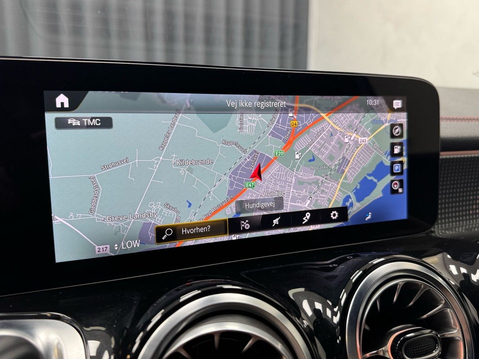 Mercedes EQB250 AMG Line 5d