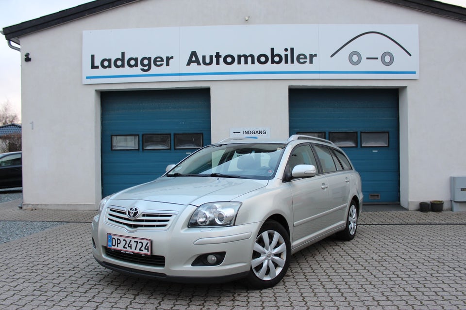 Toyota Avensis 1,8 VVT-i Sol stc. 5d