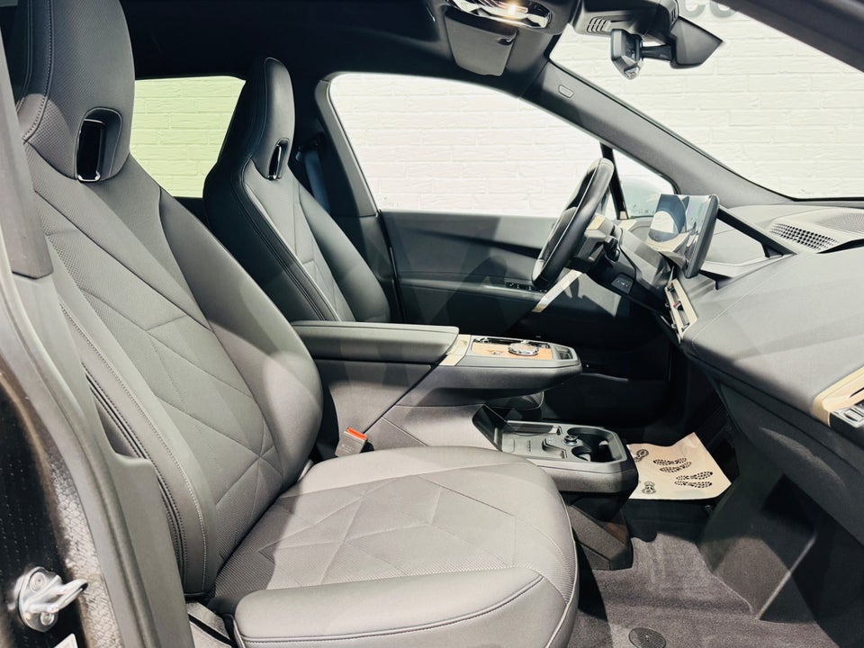 BMW iX xDrive40 Supercharged 5d