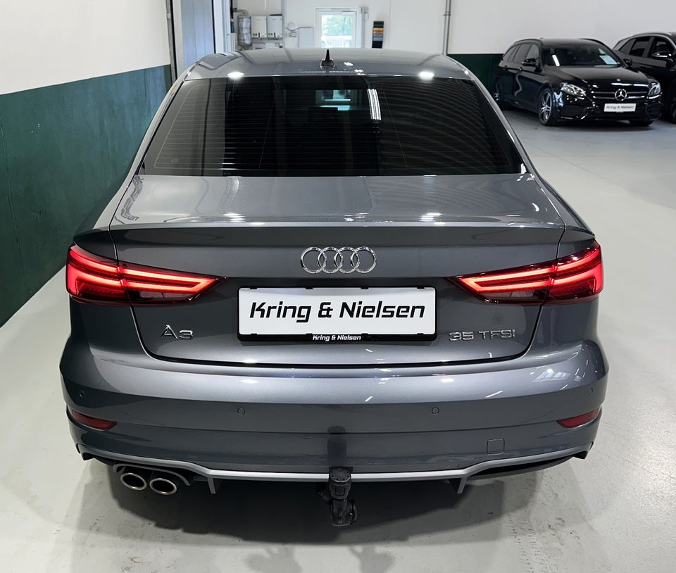 Audi A3 35 TFSi Sport Limited S-tr. 4d
