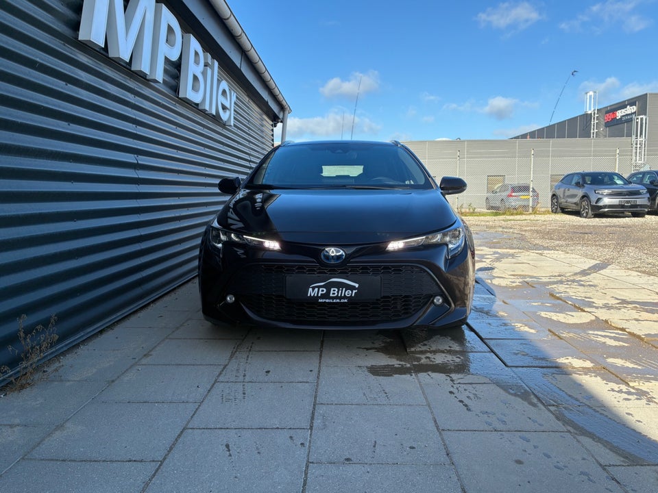 Toyota Corolla 1,8 Hybrid H3 Premium Touring Sports MDS 5d