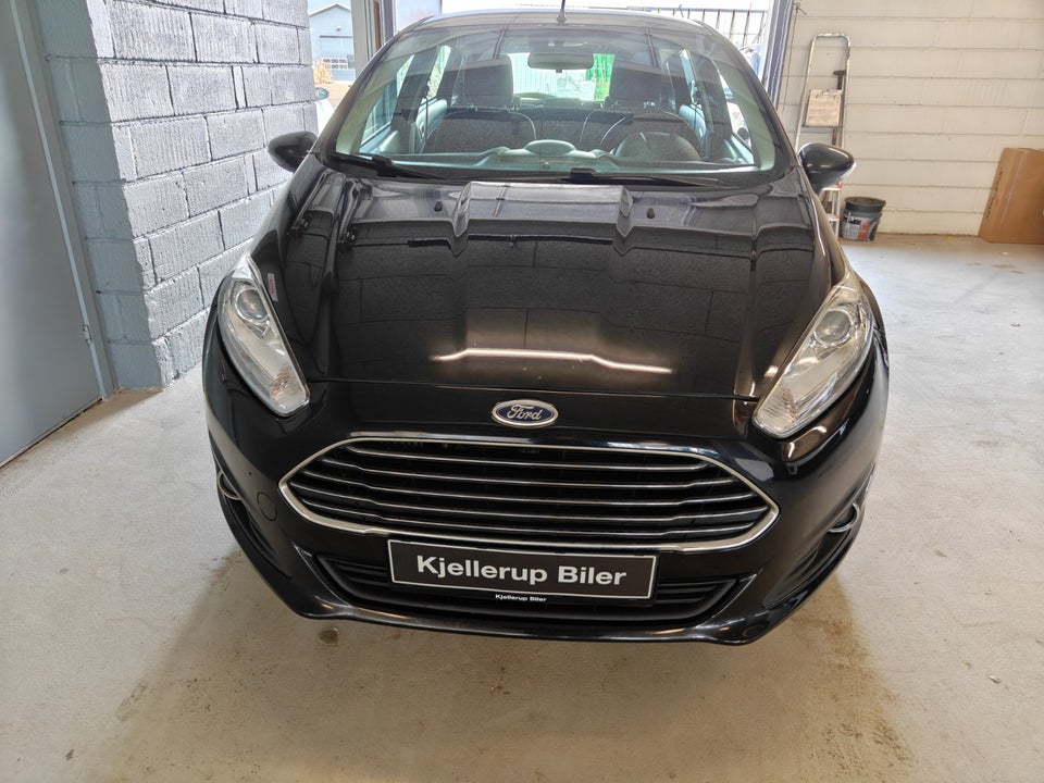 Ford Fiesta 1,6 TDCi 95 Titanium 5d