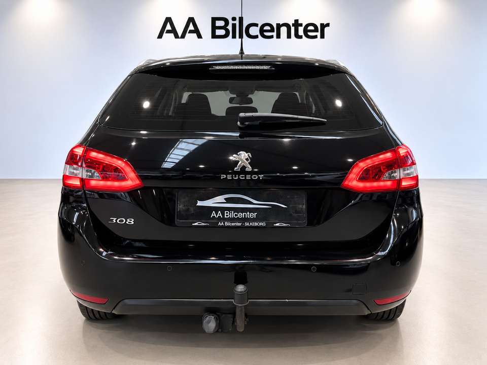 Peugeot 308 1,5 BlueHDi 130 Allure+ Sky SW 5d