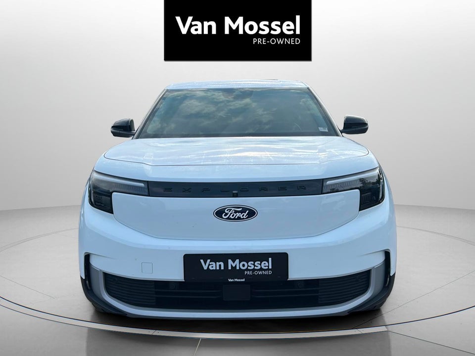 Ford Explorer 82 Select Extended Range 5d