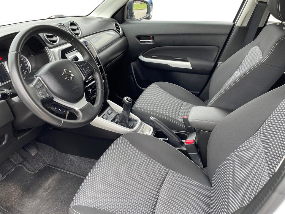 Suzuki Vitara 1,6 Active 5d