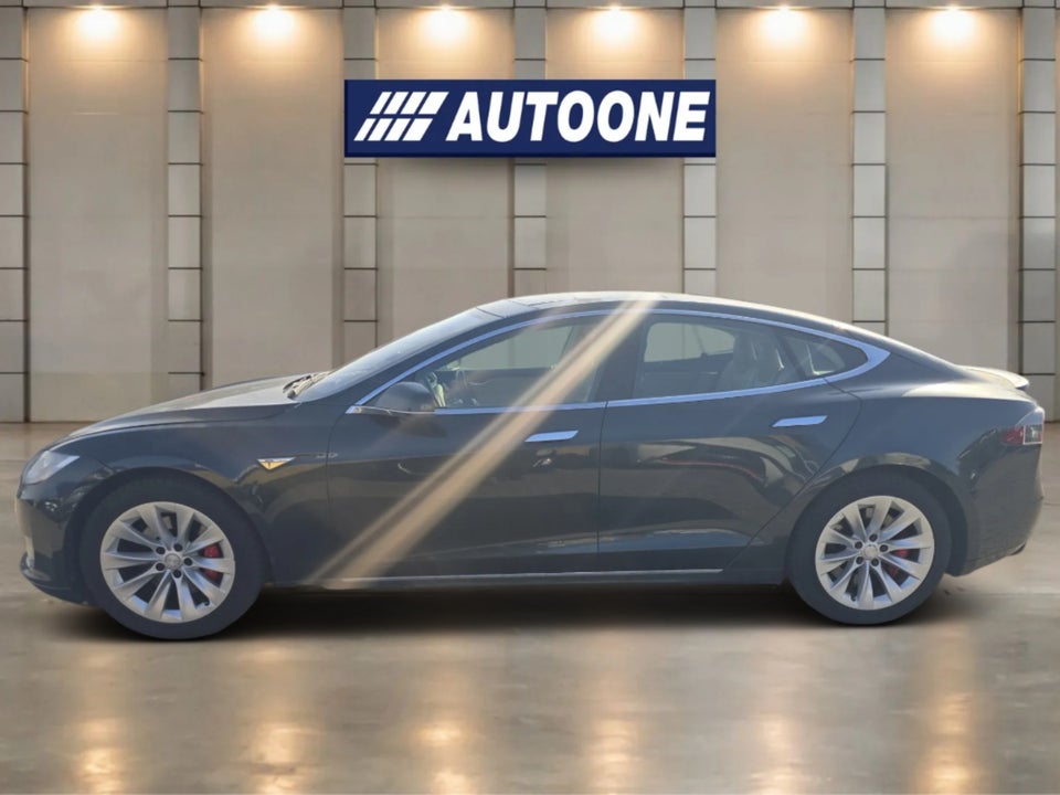 Tesla Model S 85 5d