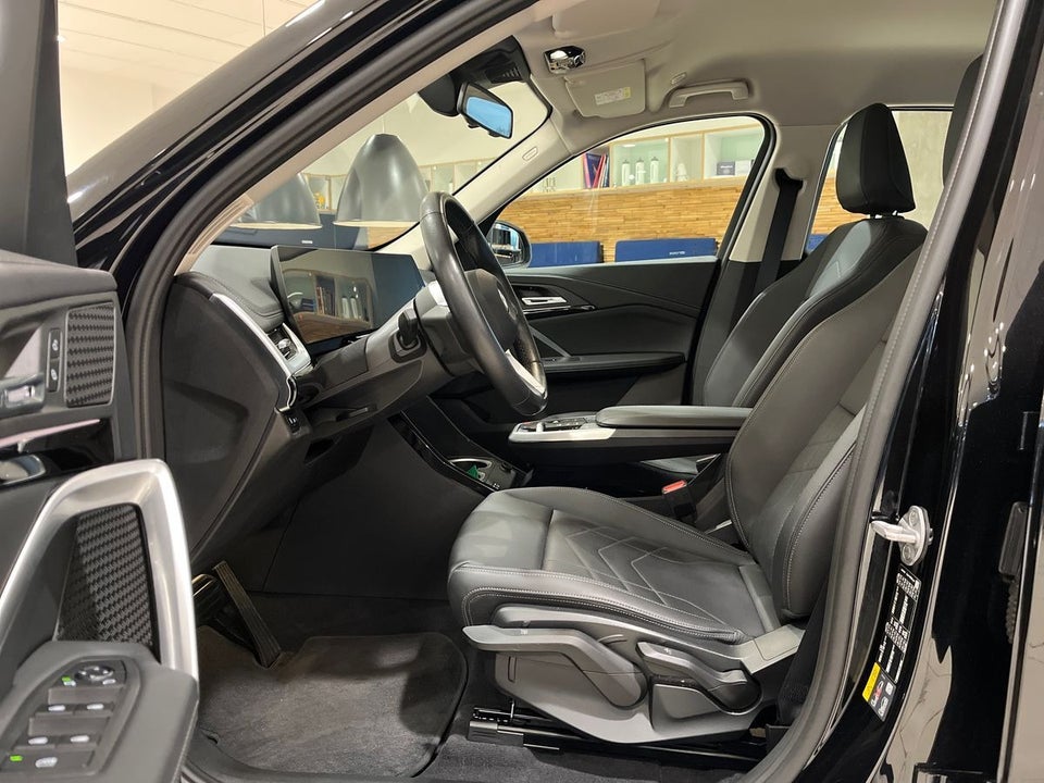 BMW iX1 xDrive30 X-Line 5d