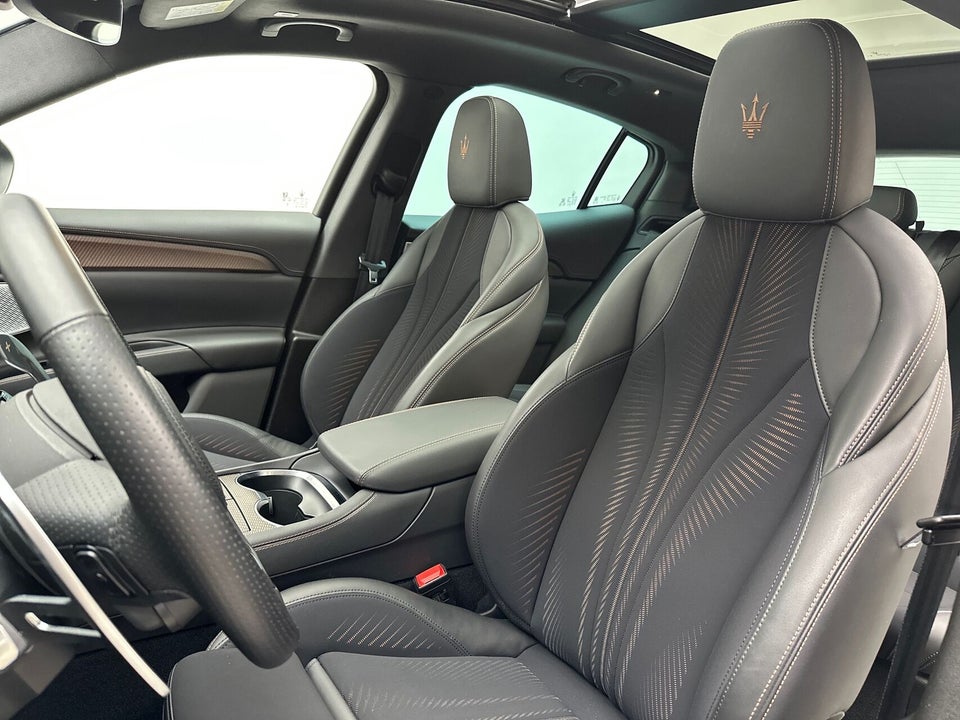 Maserati Grecale Folgore 5d