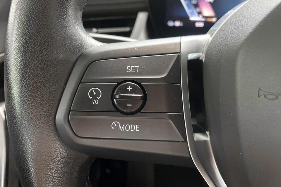 BMW iX1 eDrive20 X-Line 5d
