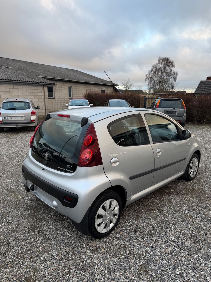 Peugeot 107 1,0 Active 5d