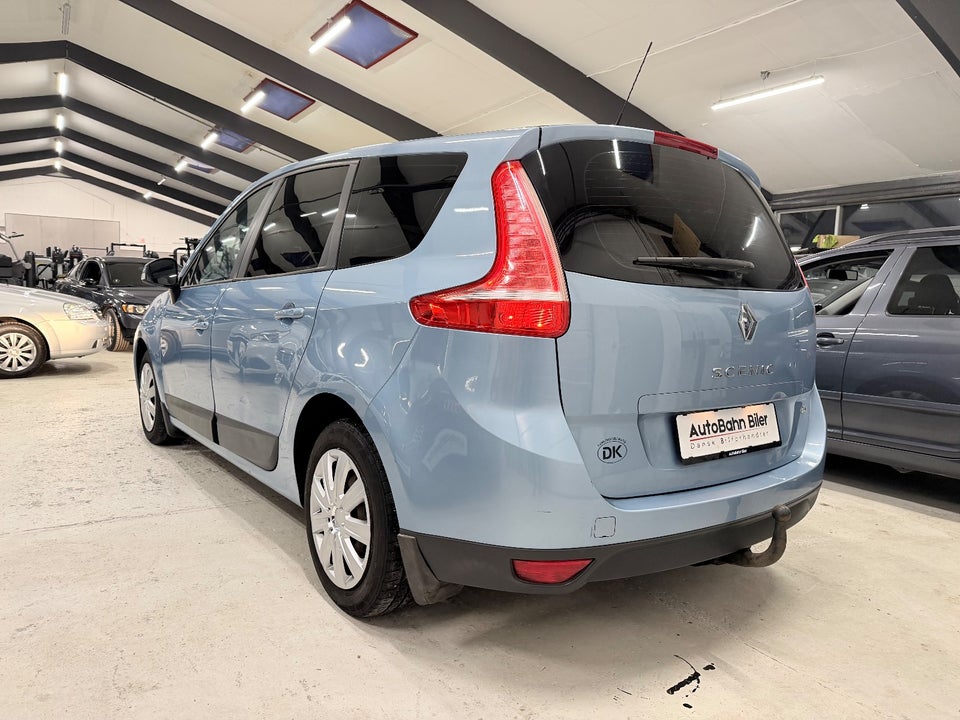 Renault Grand Scenic III 1,9 dCi 130 Dynamique 7prs 5d
