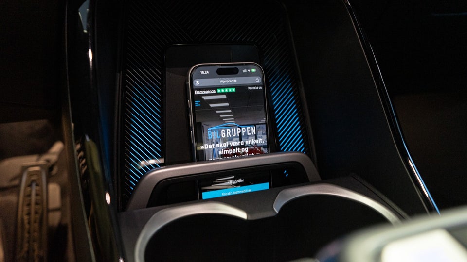 BMW iX1 eDrive20 M-Sport 5d