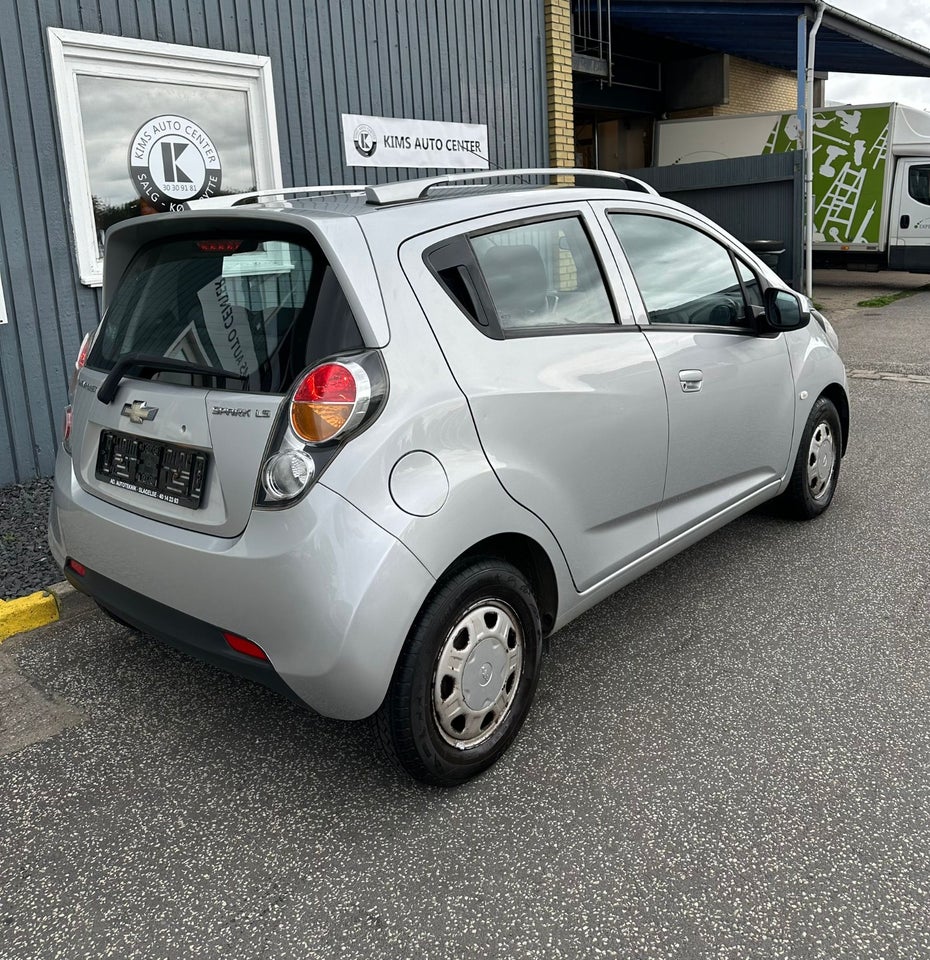 Chevrolet Spark 1,0 LT 5d