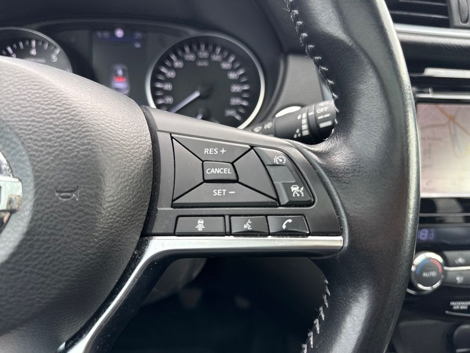 Nissan Qashqai 1,3 Dig-T 140 Tekna+ Dynamic 5d