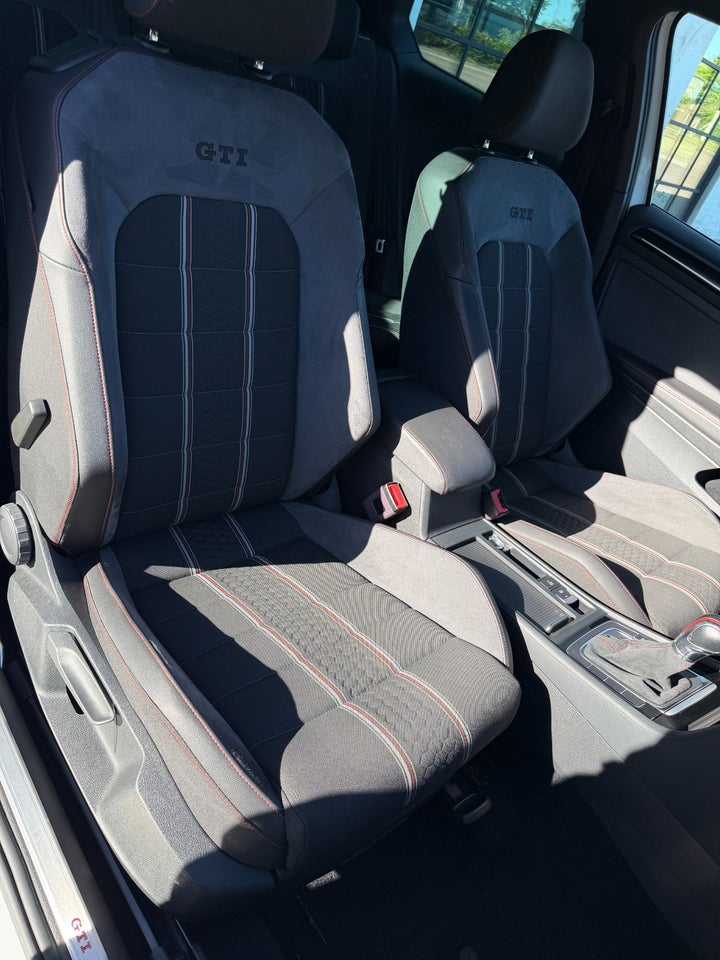 VW Golf VII 2,0 GTi Clubsport DSG 3d