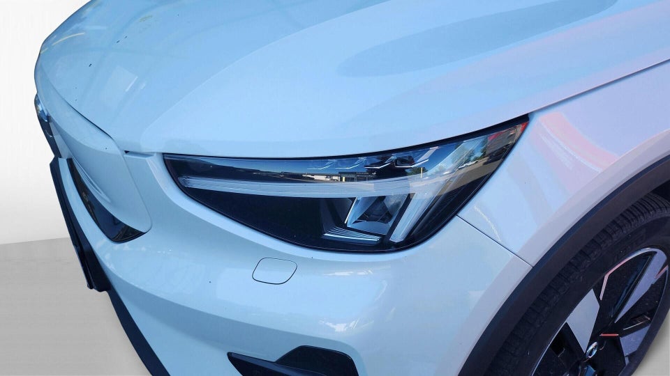 Volvo XC40 ReCharge Extended Range Plus 5d