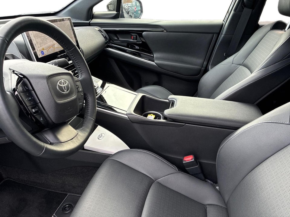 Toyota bZ4X Executive 5d