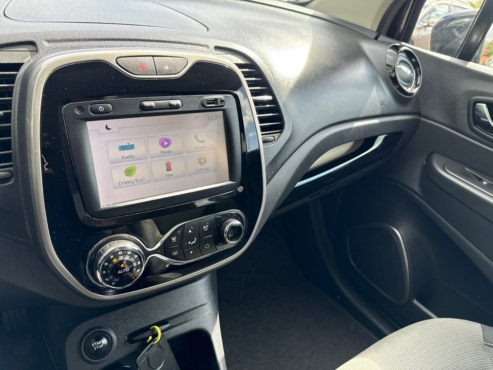 Renault Captur 0,9 TCe 90 Expression 5d